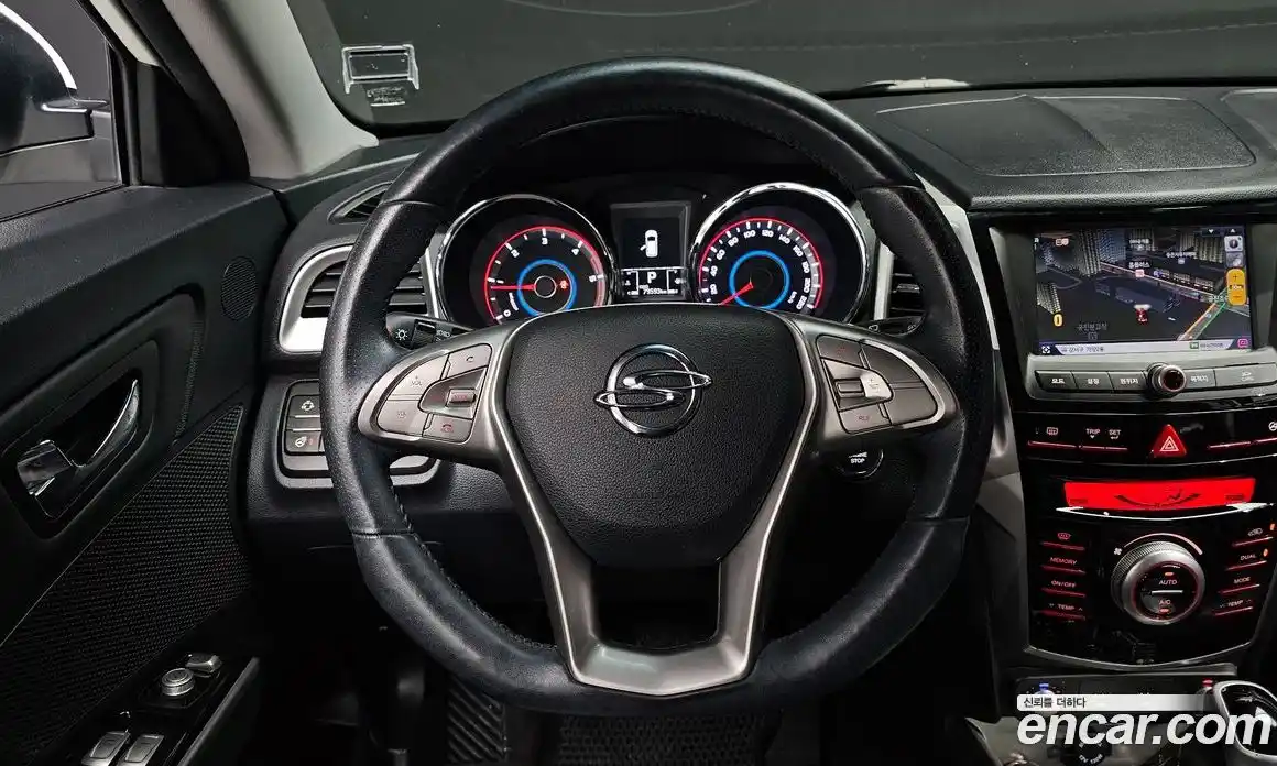 SsangYong TIBOLI 2015 1.6 гидро в Москве № 1832918, фото 13