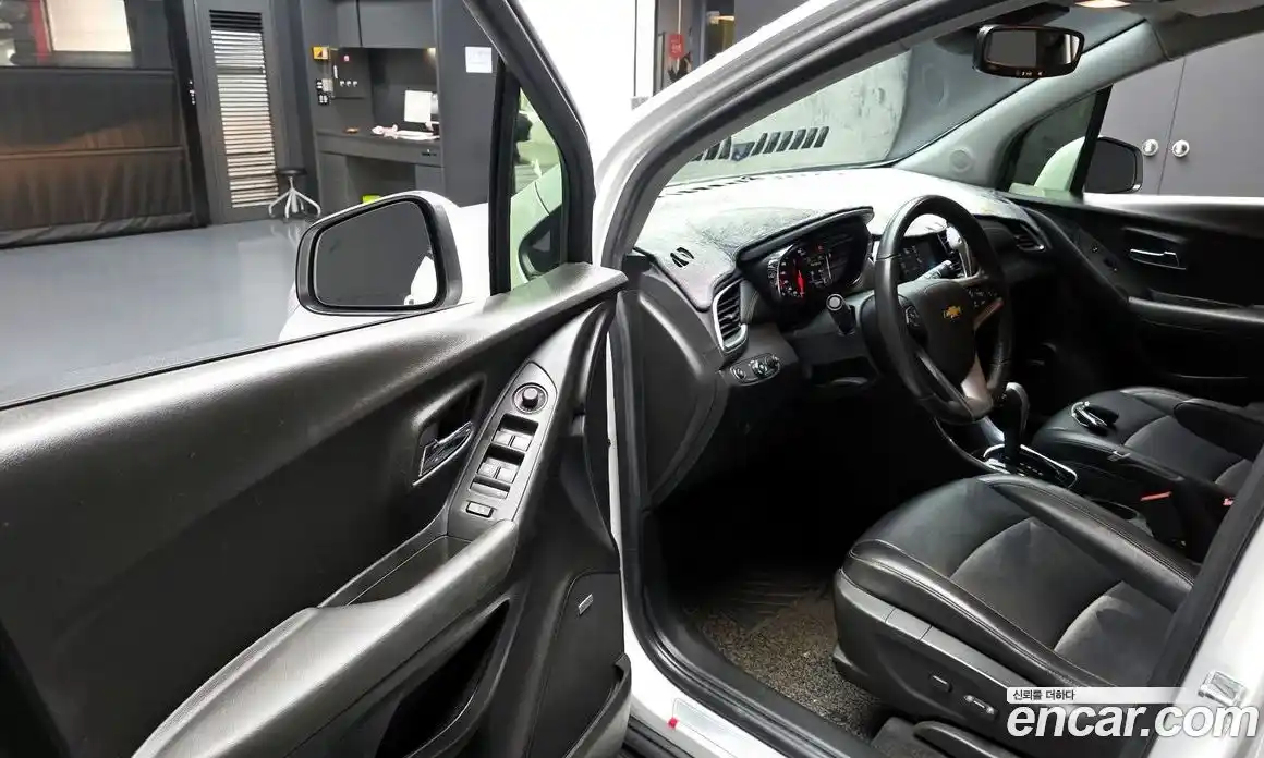Chevrolet Trax 2017 1.4 гидро в Москве № 1833987, фото 10