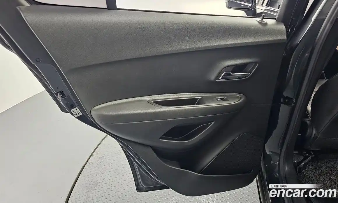 Chevrolet Trax 2016 1.4 гидро в Москве № 1834119, фото 15