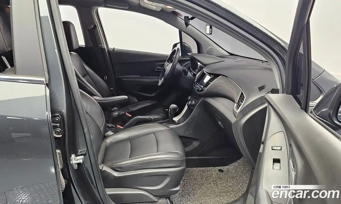 Chevrolet Trax 2016 1.4 гидро в Москве № 1834119, фото 17