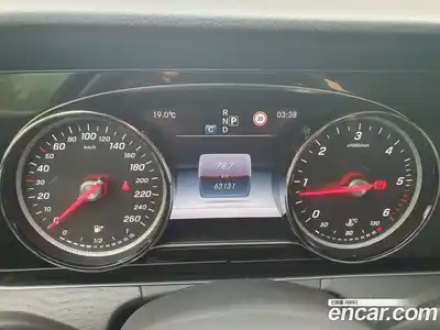 Mercedes-Benz E-Class 2016 1.9 гидро в Москве № 1835939, миниатюра 11