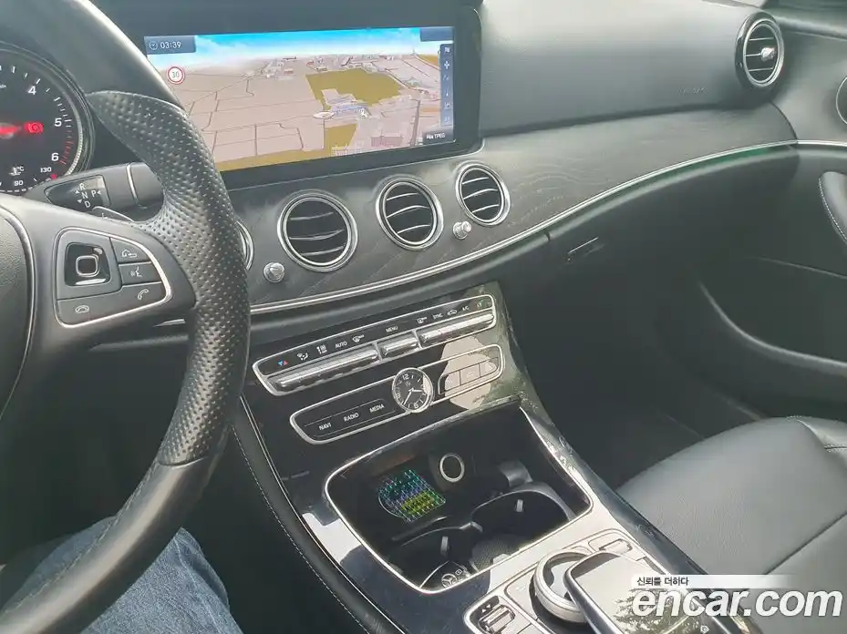 Mercedes-Benz E-Class 2016 1.9 гидро в Москве № 1835939, фото 12