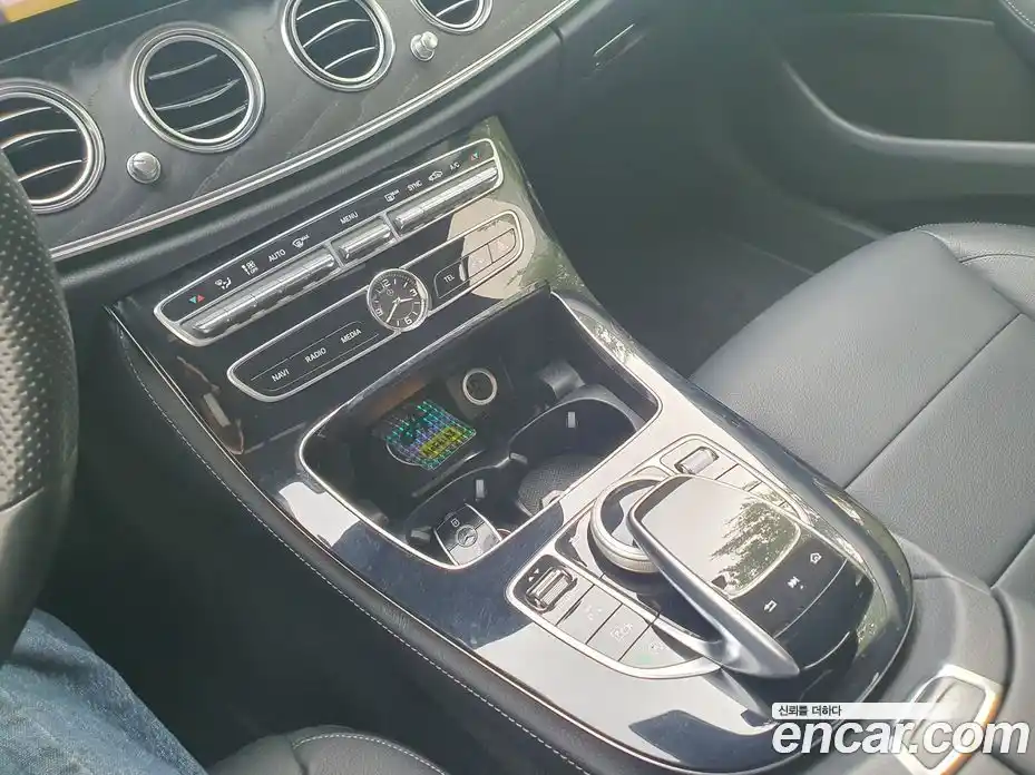 Mercedes-Benz E-Class 2016 1.9 гидро в Москве № 1835939, фото 13