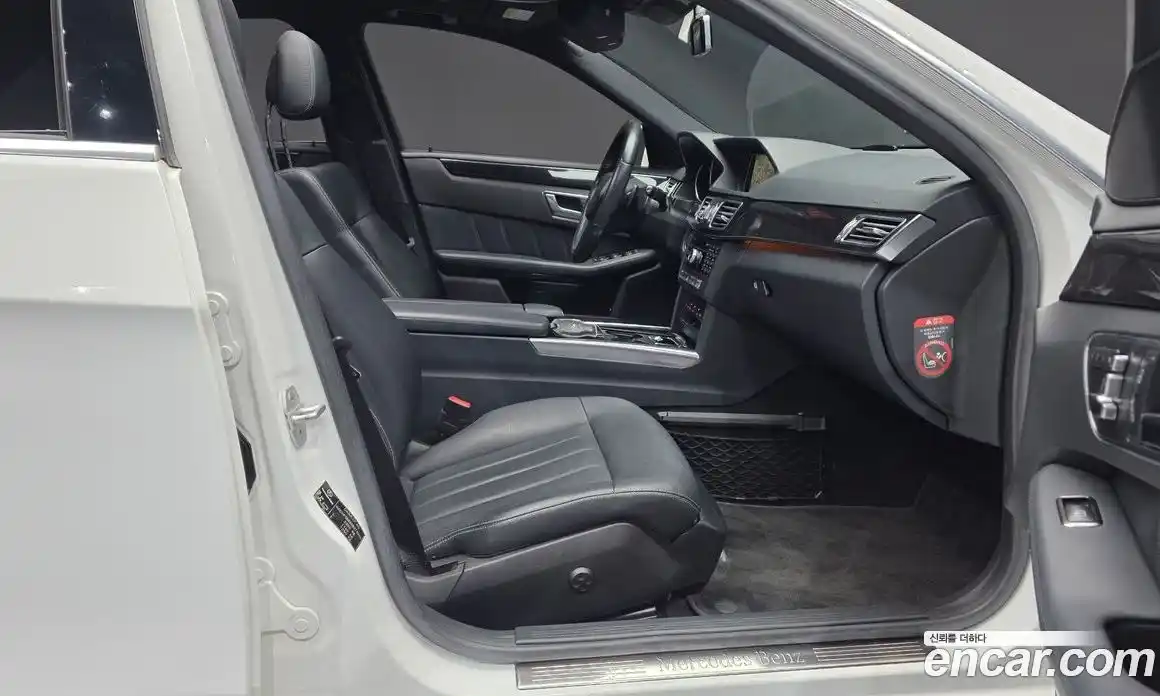 Mercedes-Benz E-Class 2014 3.5 гидро в Москве № 1836011, фото 11