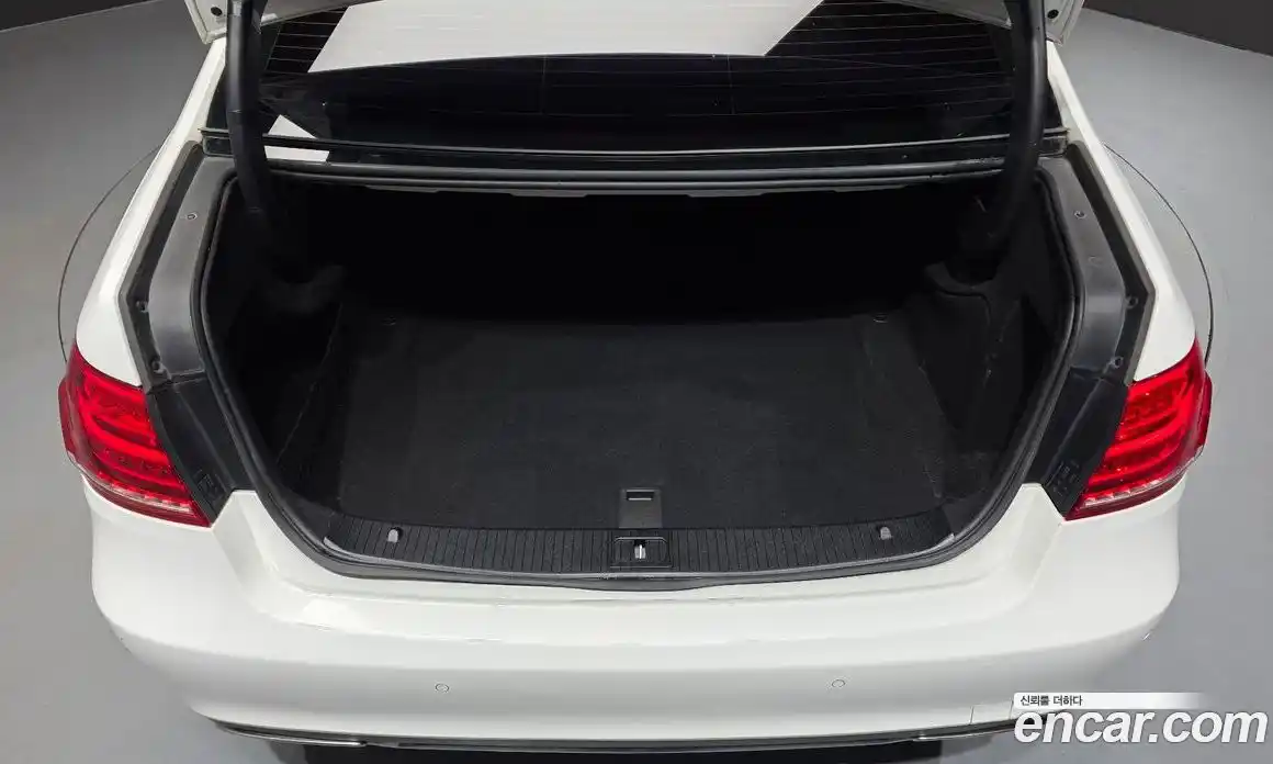 Mercedes-Benz E-Class 2014 3.5 гидро в Москве № 1836011, фото 20