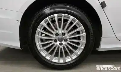 Audi A6 2020 2.0 гидро в Москве № 1836393, миниатюра 5
