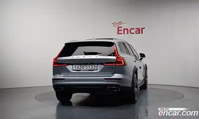 Volvo V60 2020 2.0 гидро в Москве № 1836839, миниатюра 4