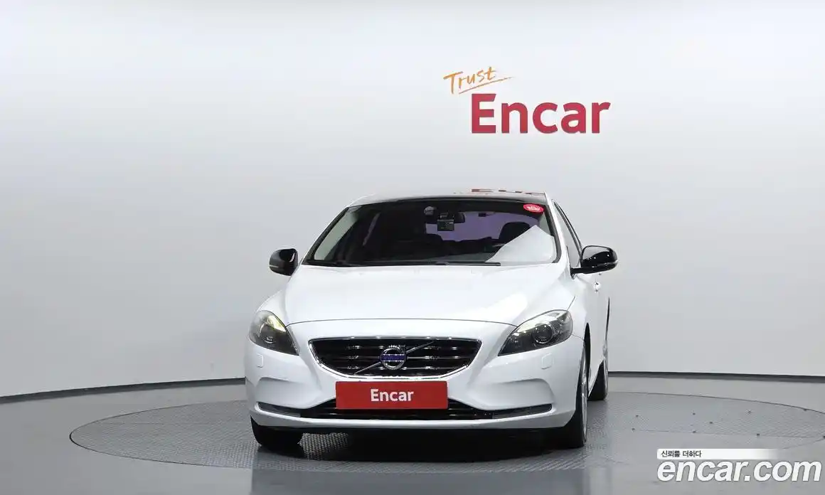 Volvo V40 2013 2.0 гидро в Москве № 1836947, фото 3