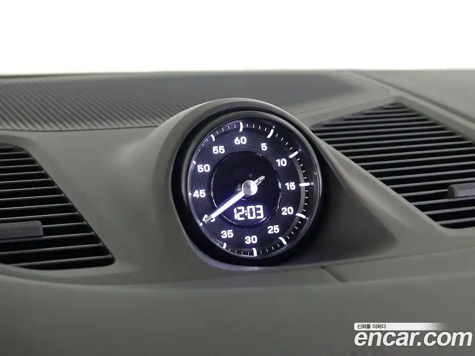 Porsche Cayenne 2024 3.0 гидро в Москве № 1837061, фото 15