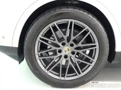Porsche Cayenne 2024 3.0 гидро в Москве № 1837061, миниатюра 4