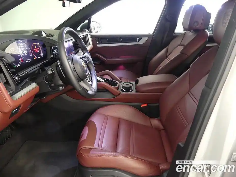 Porsche Cayenne 2024 3.0 гидро в Москве № 1837061, фото 9