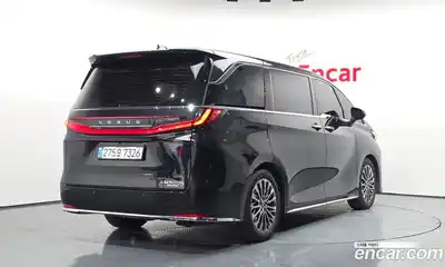 Lexus LM 2025 2.4 гидро в Москве № 1837923, миниатюра 2