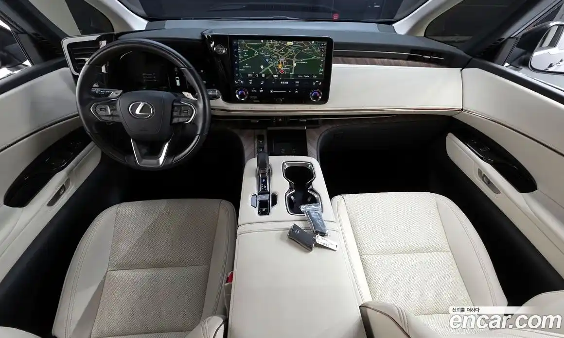 Lexus LM 2025 2.4 гидро в Москве № 1837923, фото 7