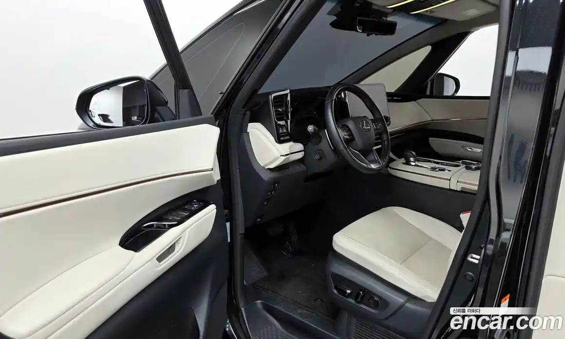 Lexus LM 2025 2.4 гидро в Москве № 1837923, фото 10
