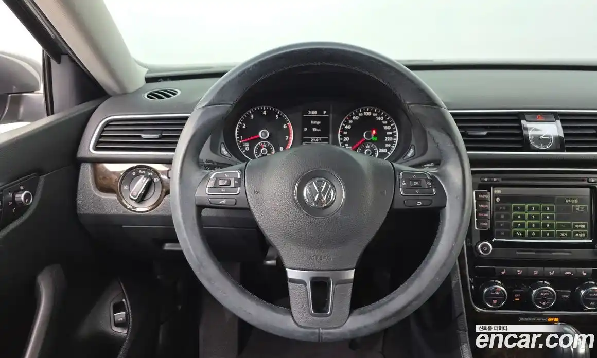 Volkswagen Passat 2014 1.8 гидро в Москве № 1838086, фото 13