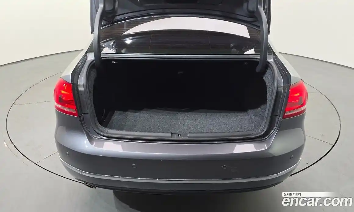 Volkswagen Passat 2014 1.8 гидро в Москве № 1838086, фото 20