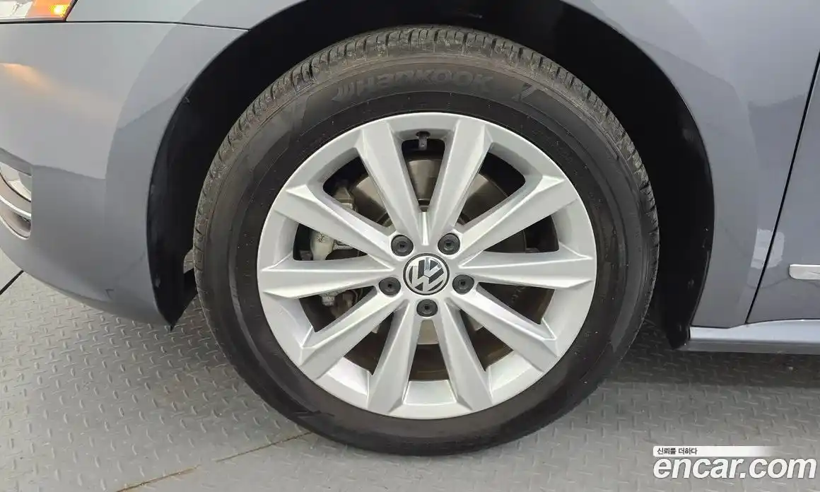 Volkswagen Passat 2014 1.8 гидро в Москве № 1838086, фото 5