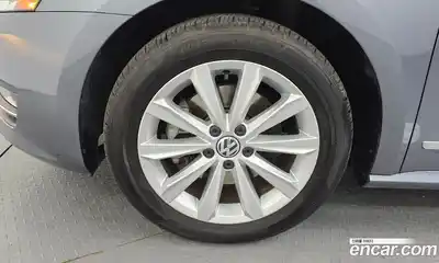 Volkswagen Passat 2014 1.8 гидро в Москве № 1838086, миниатюра 5