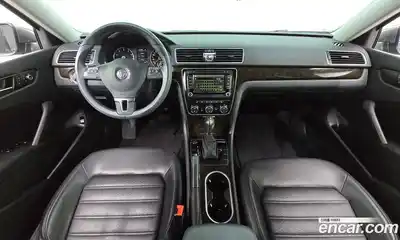 Volkswagen Passat 2014 1.8 гидро в Москве № 1838086, миниатюра 7