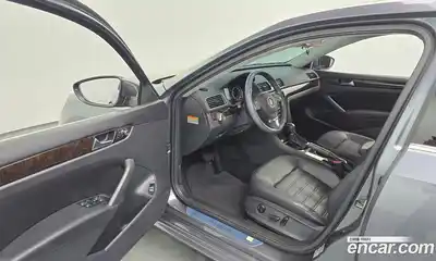 Volkswagen Passat 2014 1.8 гидро в Москве № 1838086, миниатюра 10