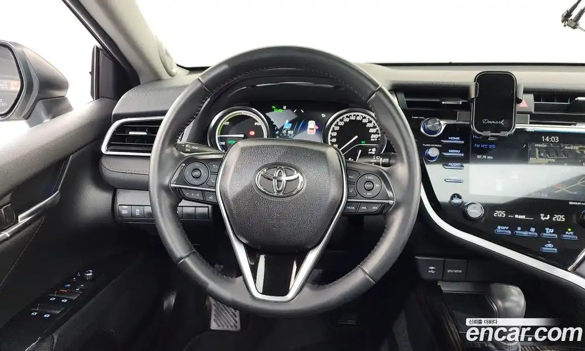 Toyota Camry 2017 2.5 гидро в Москве № 1838515, фото 18