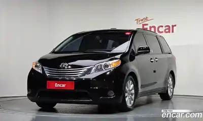 Toyota Sienna, 2011