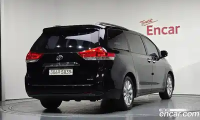 Toyota Sienna 2011 3.5 гидро в Москве № 1838518, миниатюра 2