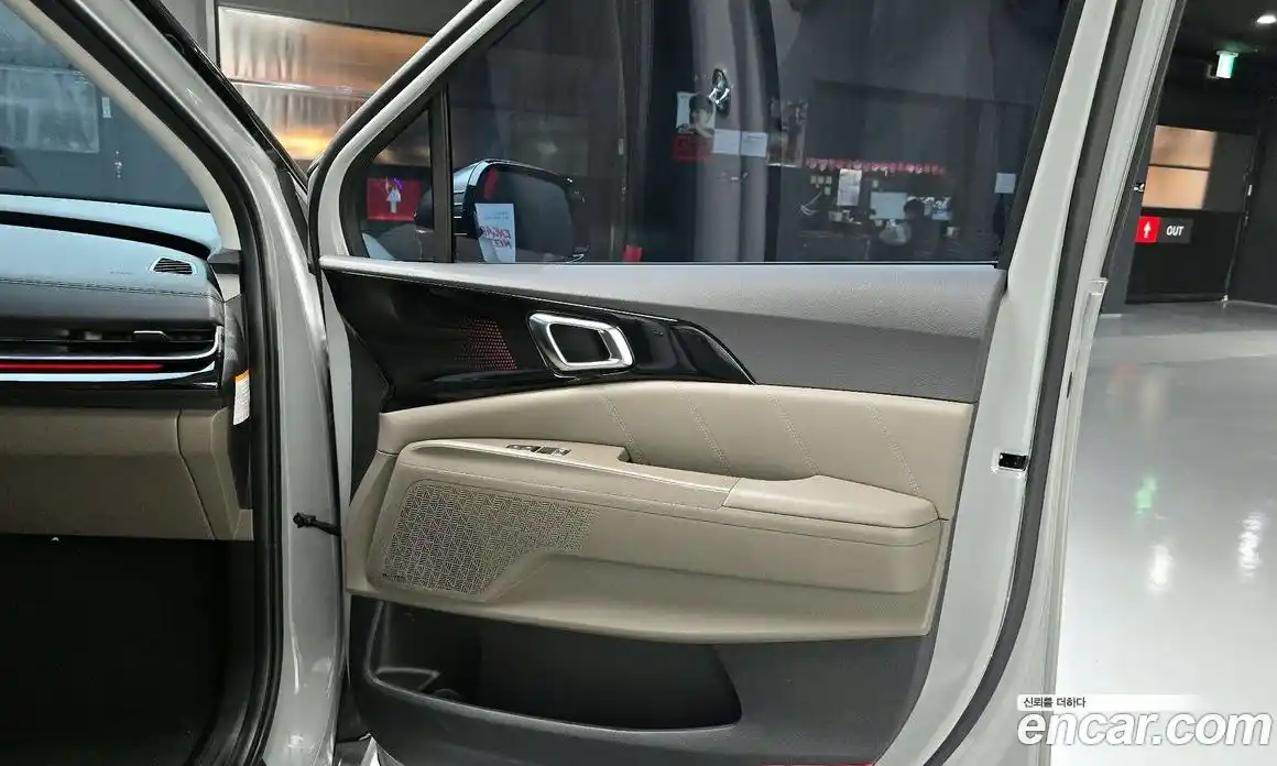 Kia Canival 2024 1.6 гидро, фото 15