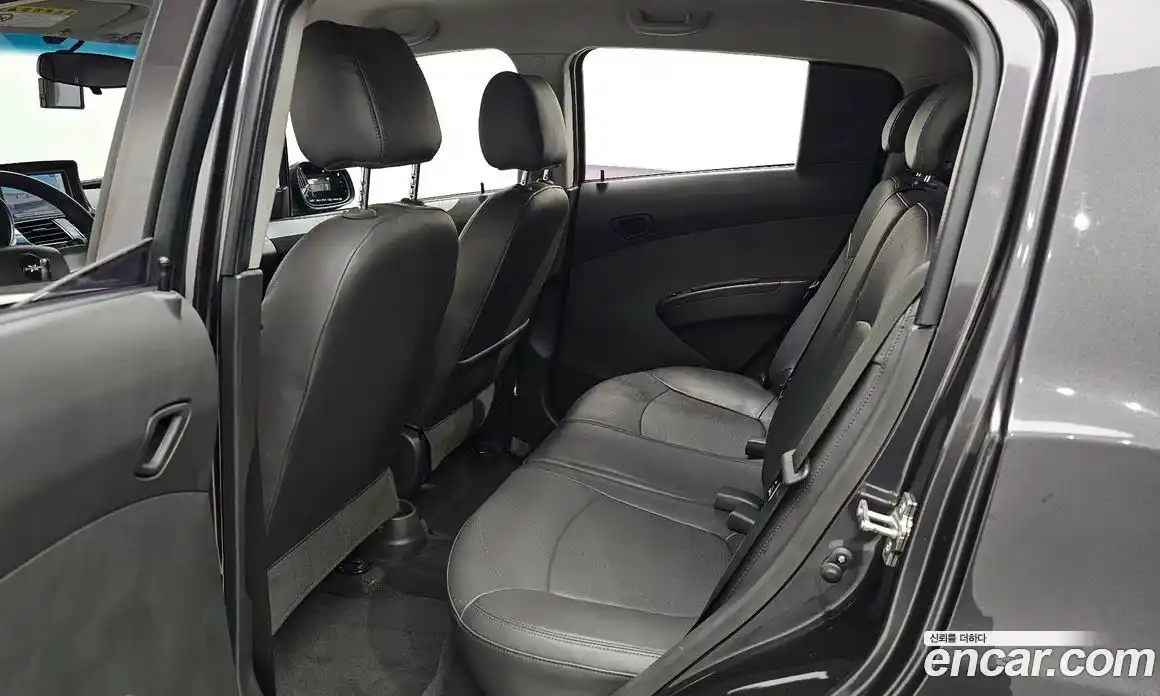 Chevrolet Spark 2015 1.0 гидро в Москве № 1289862, фото 17