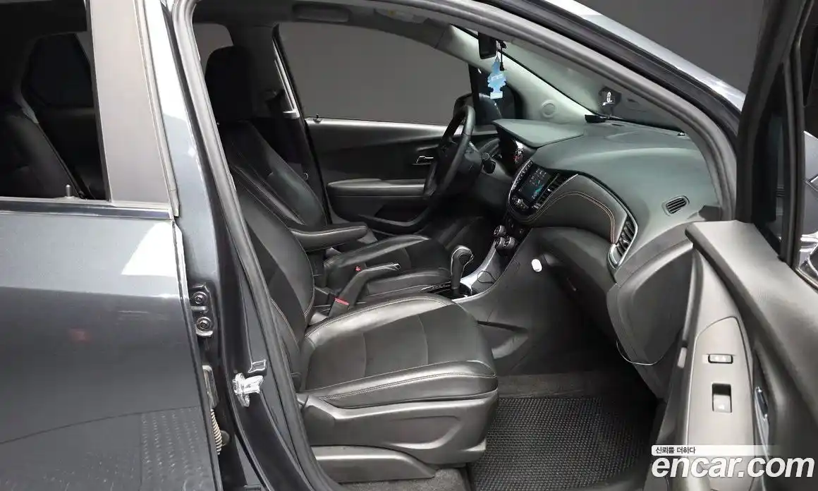 Chevrolet Trax 2017 1.4 гидро в Москве № 1320190, фото 17