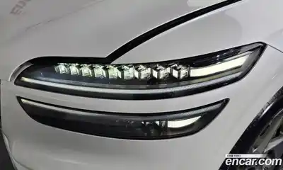 Genesis GV70 2024 2.5 гидро в Москве № 1343396, миниатюра 8