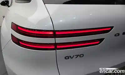 Genesis GV70 2024 2.5 гидро в Москве № 1343396, миниатюра 9