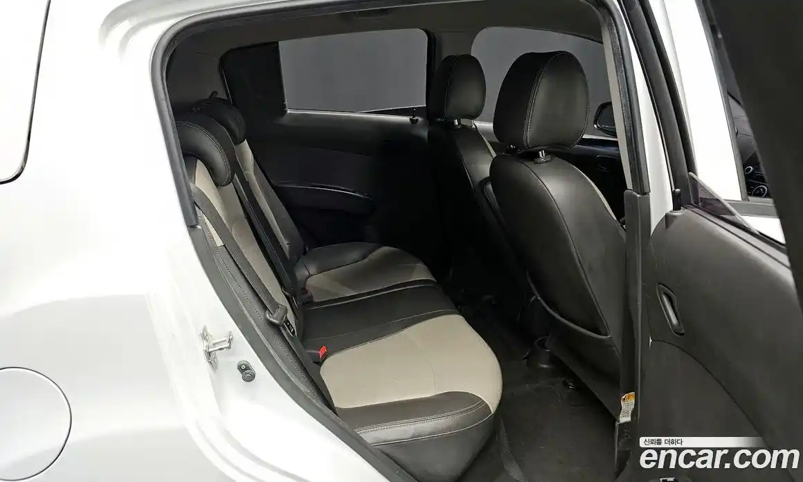 Chevrolet Spark 2015 1.0 гидро в Москве № 1345260, фото 17
