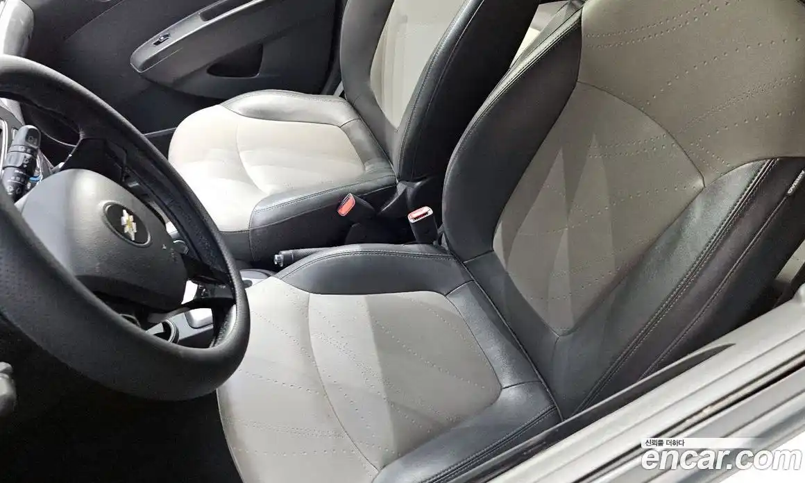 Chevrolet Spark 2015 1.0 гидро в Москве № 1345260, фото 30