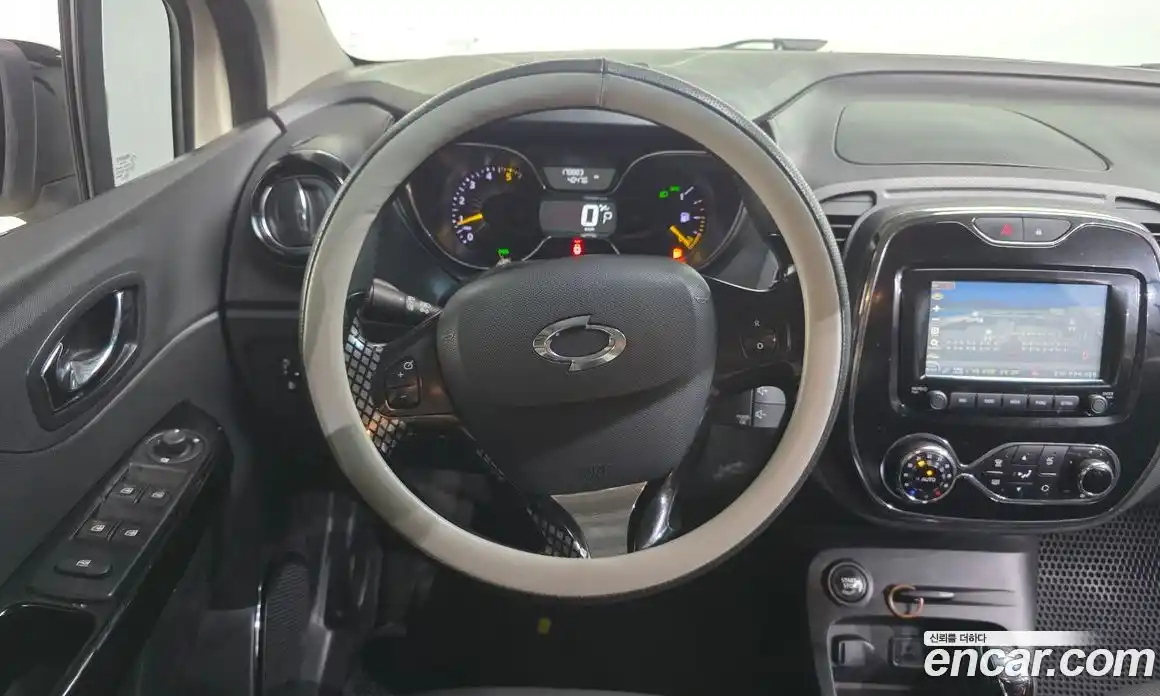 Renault QM3 2014 1.5 гидро в Москве № 1346881, фото 21
