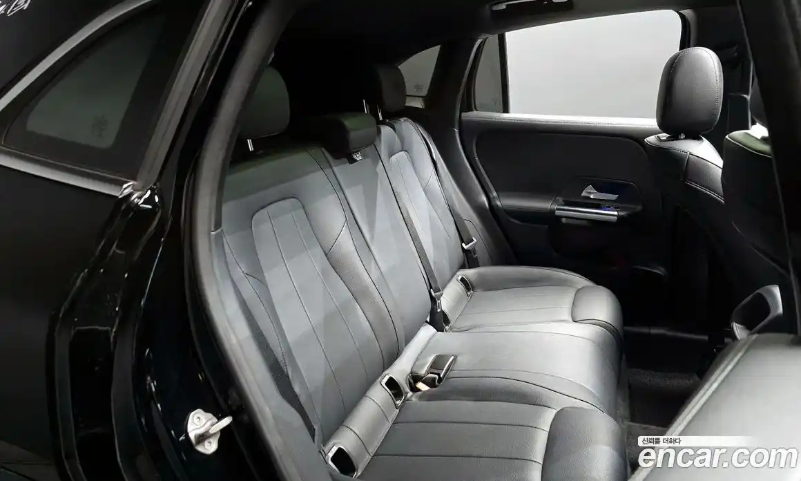 Mercedes-Benz GLA-Class 2021 2.0 гидро в Москве № 1348133, фото 16