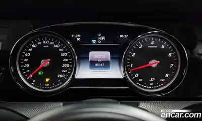 Mercedes-Benz E-Class 2019 2.0 гидро в Москве № 1348195, миниатюра 11
