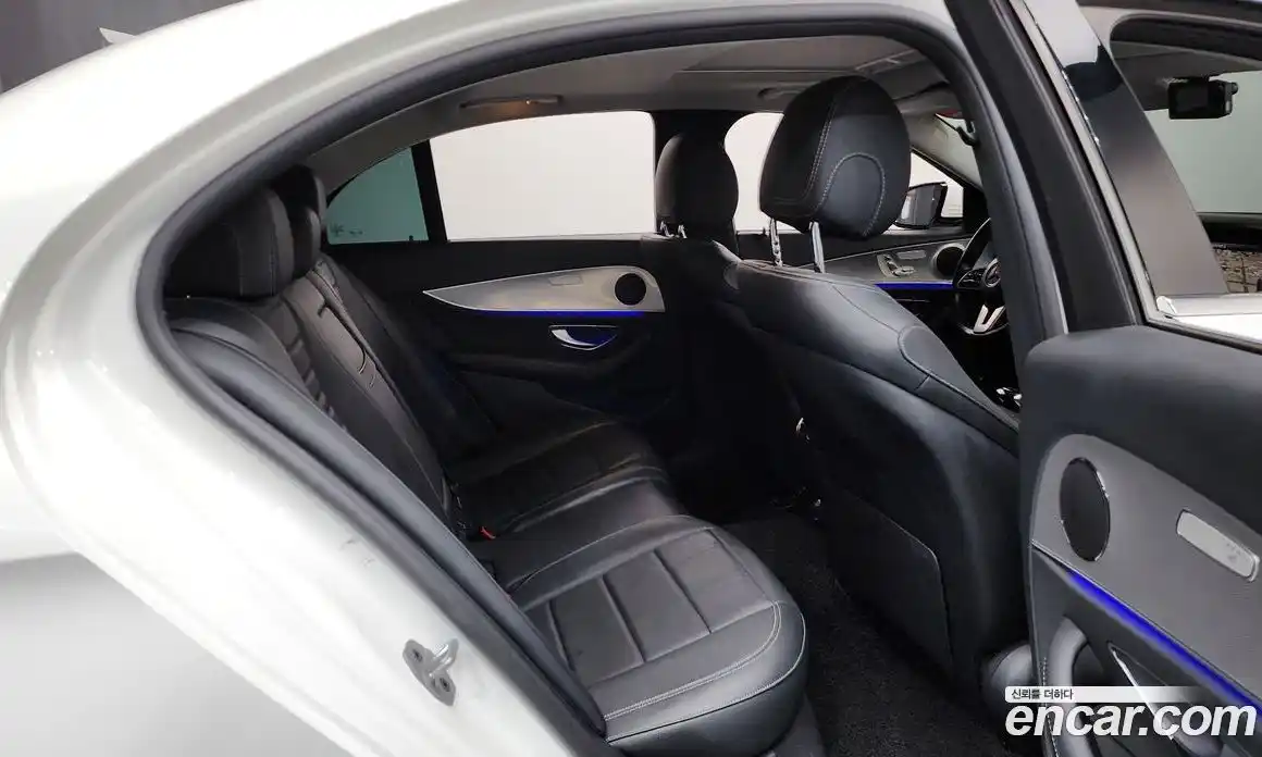 Mercedes-Benz E-Class 2019 2.0 гидро в Москве № 1348195, фото 16