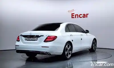 Mercedes-Benz E-Class 2019 2.0 гидро в Москве № 1348195, миниатюра 2