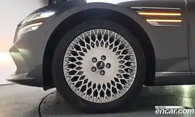 Genesis G80 2024 2.5 гидро в Москве, миниатюра 5