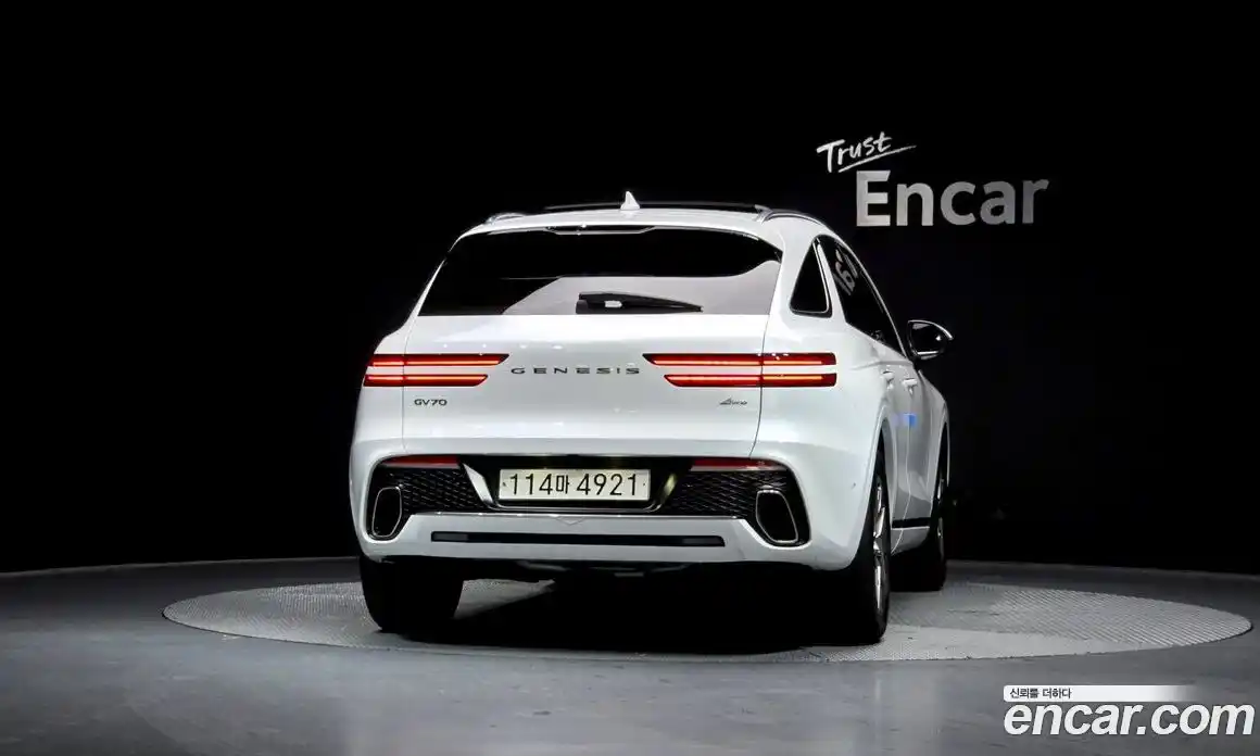 Genesis GV70 2022 2.5 гидро в Москве № 1399616, фото 3