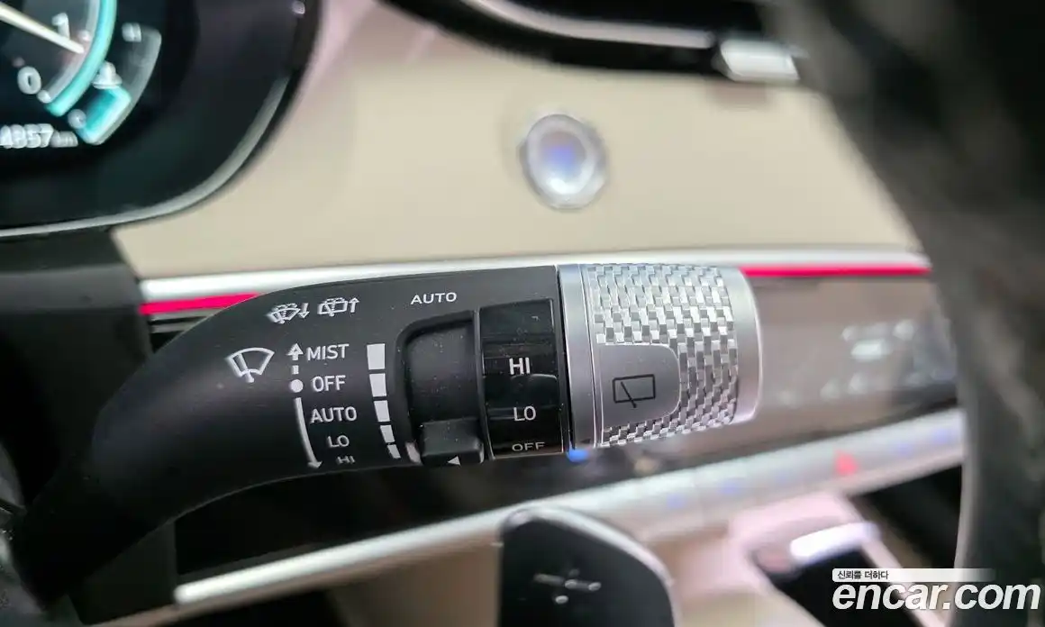 Genesis GV70 2023 2.5 гидро в Москве № 1399617, фото 24