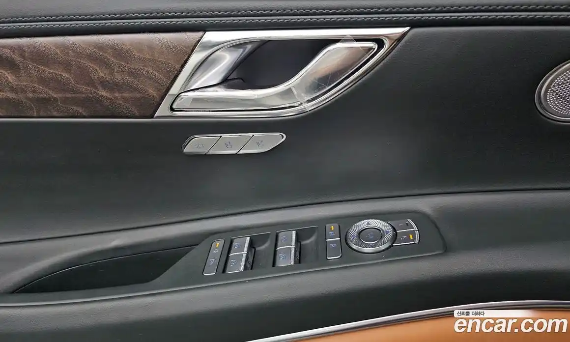 Genesis GV80 2024 2.5 гидро в Москве, фото 35