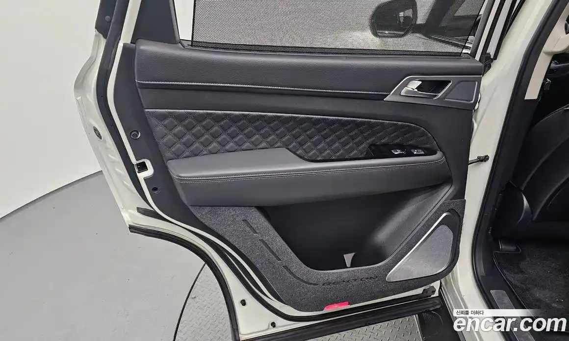 SsangYong Rexton 2020 2.2 гидро в Москве, фото 15