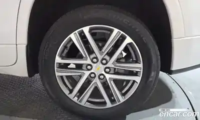 Chevrolet Traverse 2023 3.6 гидро в Москве № 1400934, миниатюра 7