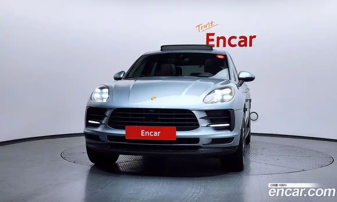 Porsche Macan 2021 2.0 гидро в Москве № 1404974, фото 3