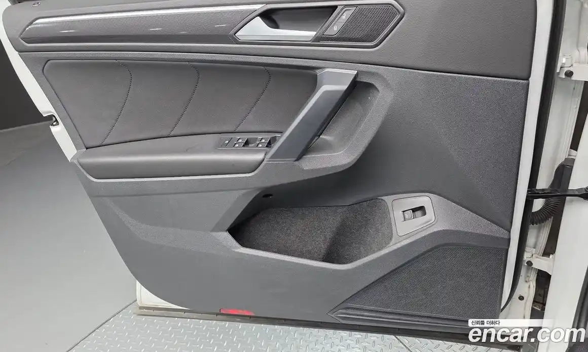 Volkswagen Tiguan 2020 2.0 гидро в Москве № 1405511, фото 14