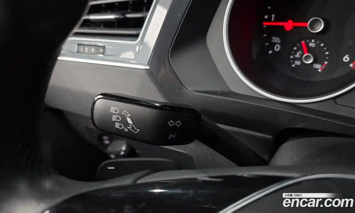 Volkswagen Tiguan 2020 2.0 гидро в Москве № 1405511, фото 27