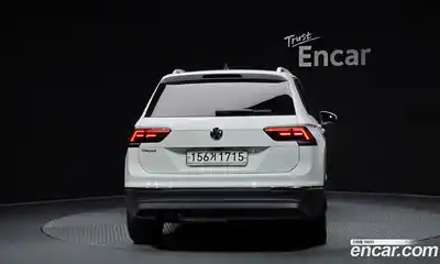 Volkswagen Tiguan 2020 2.0 гидро в Москве № 1405511, миниатюра 4