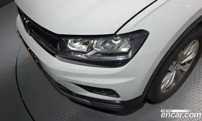 Volkswagen Tiguan 2020 2.0 гидро в Москве № 1405511, миниатюра 8